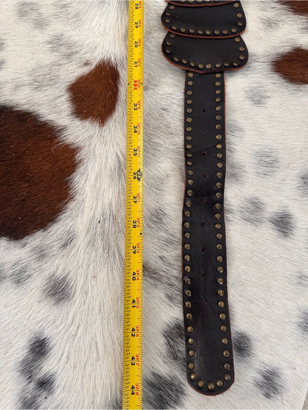 Vtg Y2K Brown Leather Wide Studded Belt Oversized Round Buckle Boho Western GUC - Picture 9 of 9